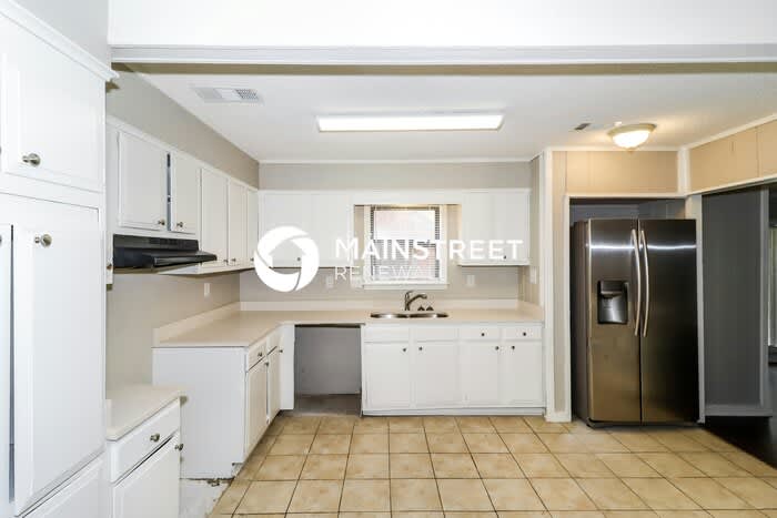 6705 Silhouette Avenue – photo 5