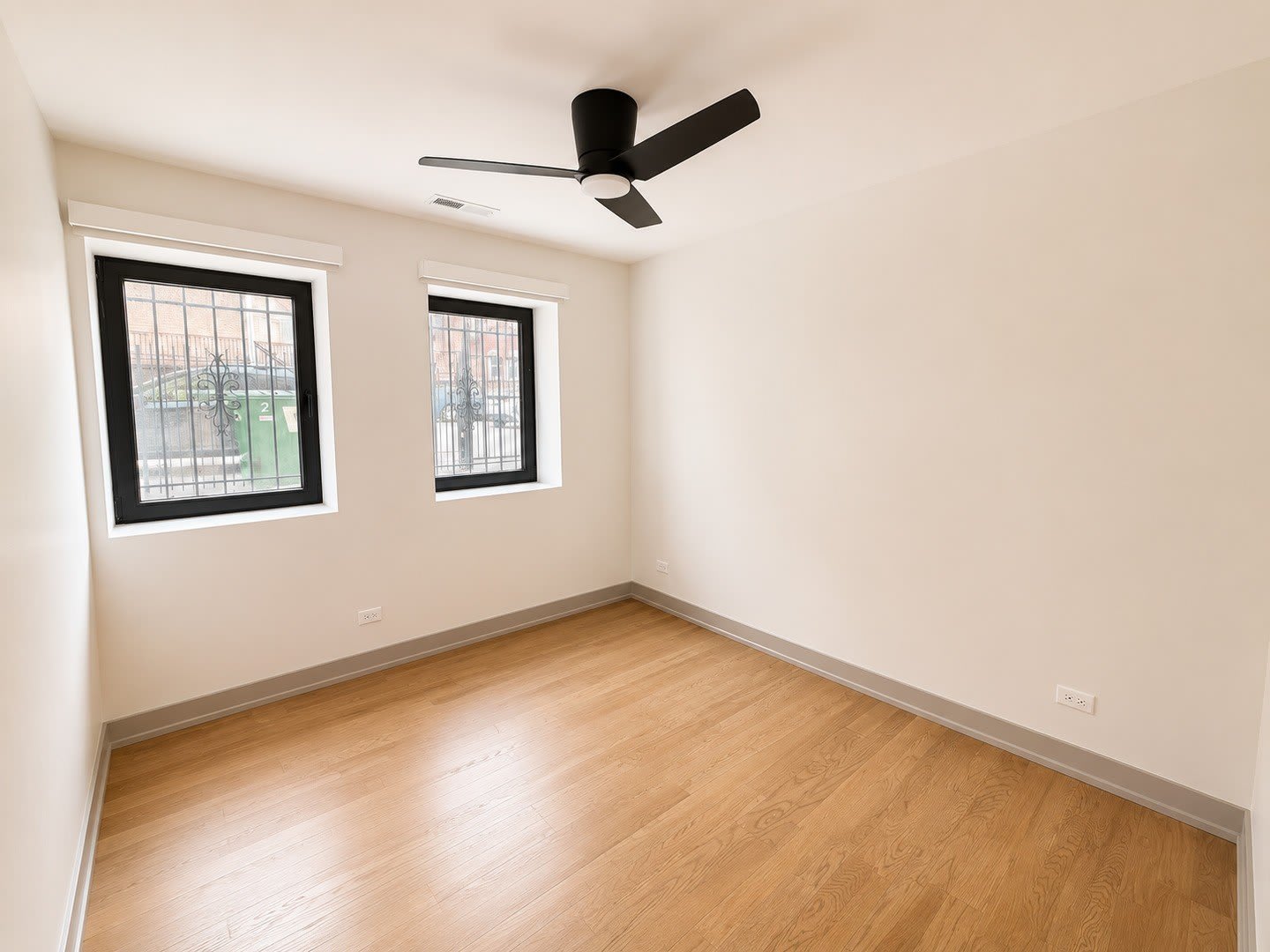 1337 W Estes Avenue – photo 3