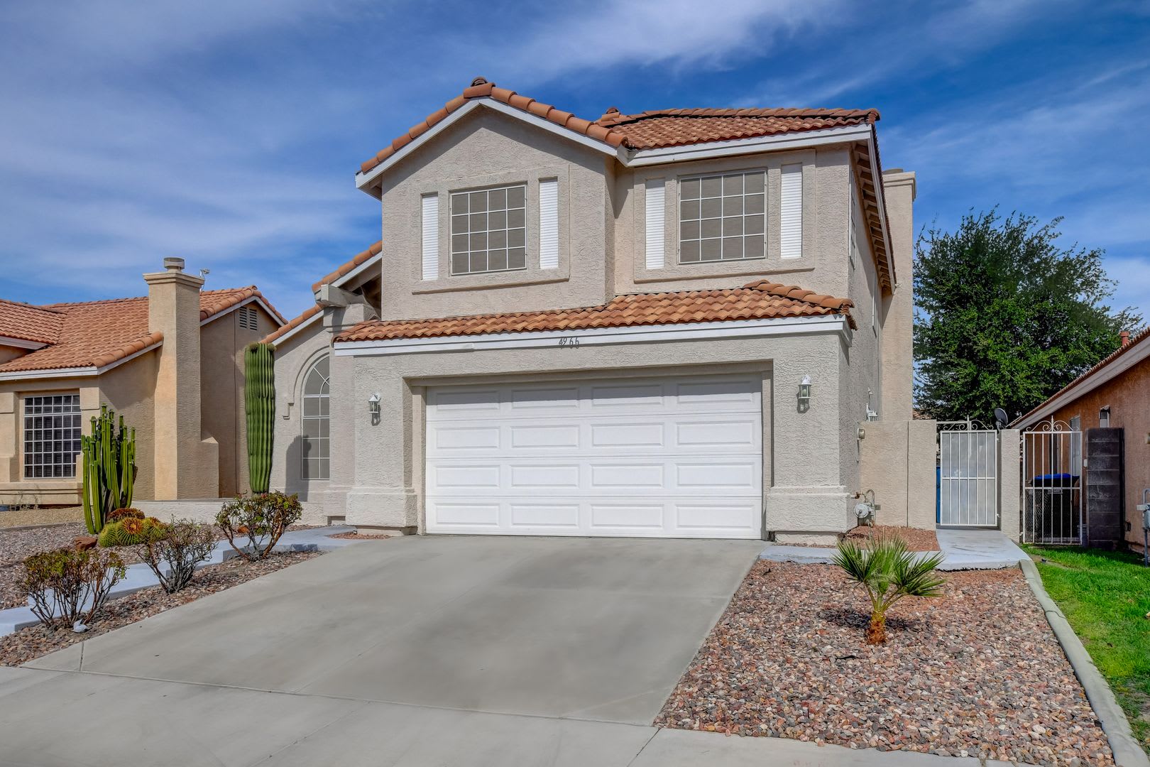 4 Bedroom Home in North Las Vegas – photo 2
