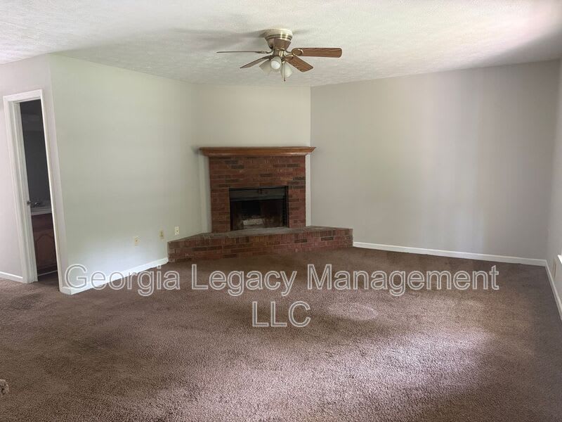 210 Highland Park Drive – photo 4