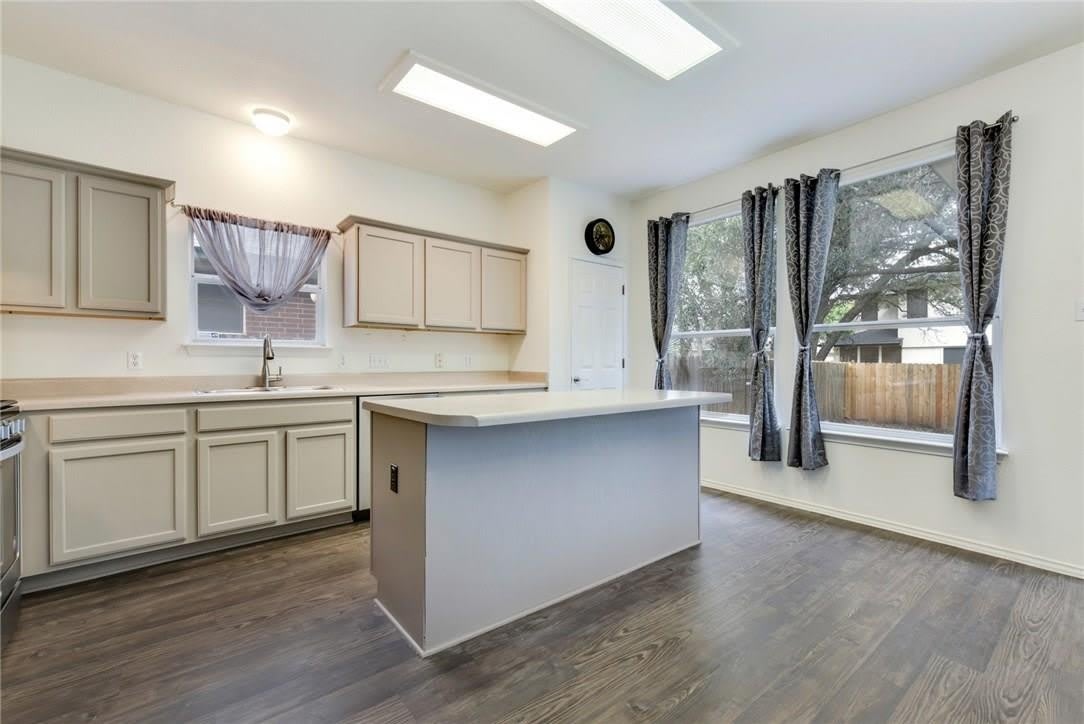 12733 Council Bluff DR – photo 5