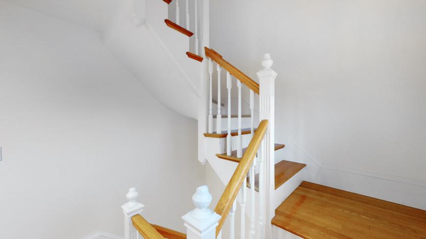 271 River Rd. – photo 3