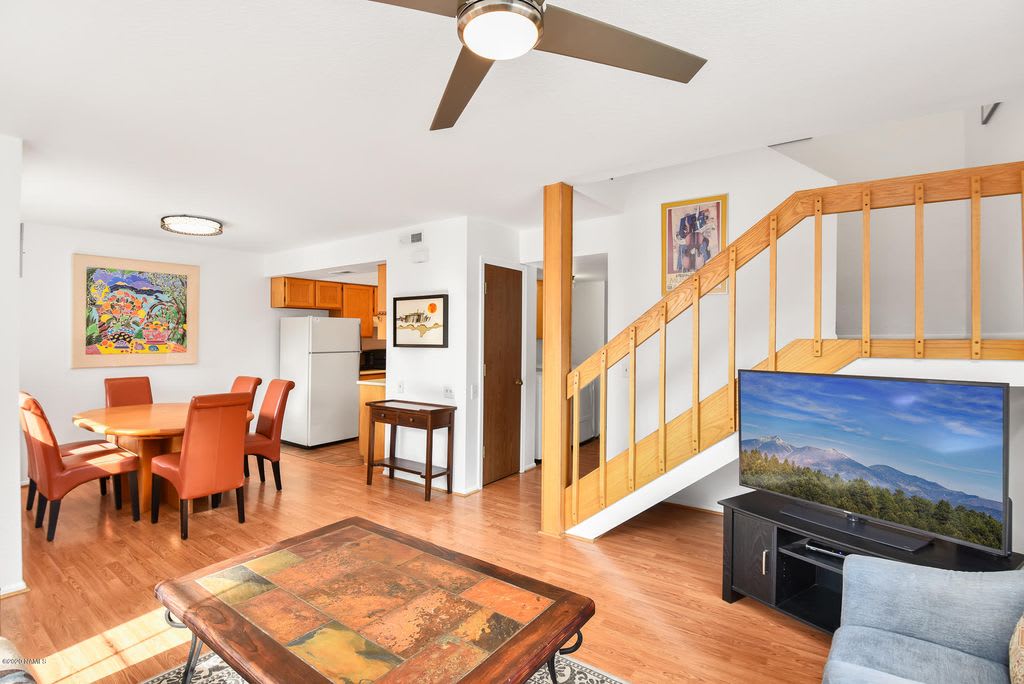 1000 N Beaver St – photo 4
