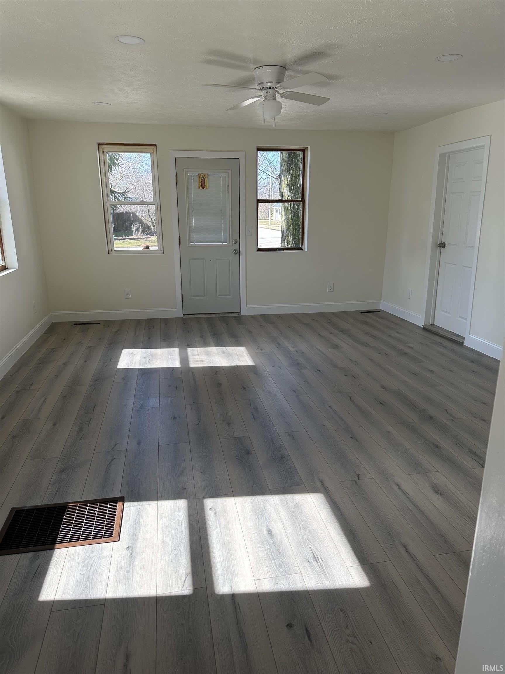 520 N Maple – photo 2