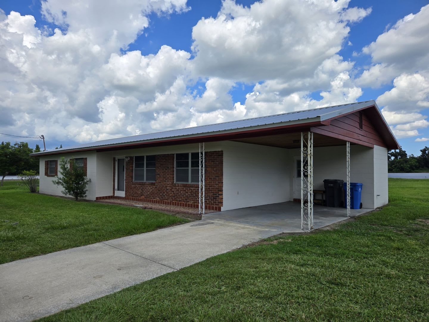 Spacious 3-Bedroom Florida Ranch-Style Home in Plant City – photo 2