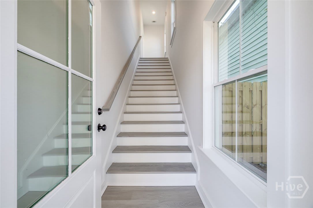 1615 Le Grand Street – photo 5