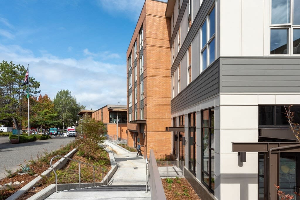 Alder Residence Hall – photo 2