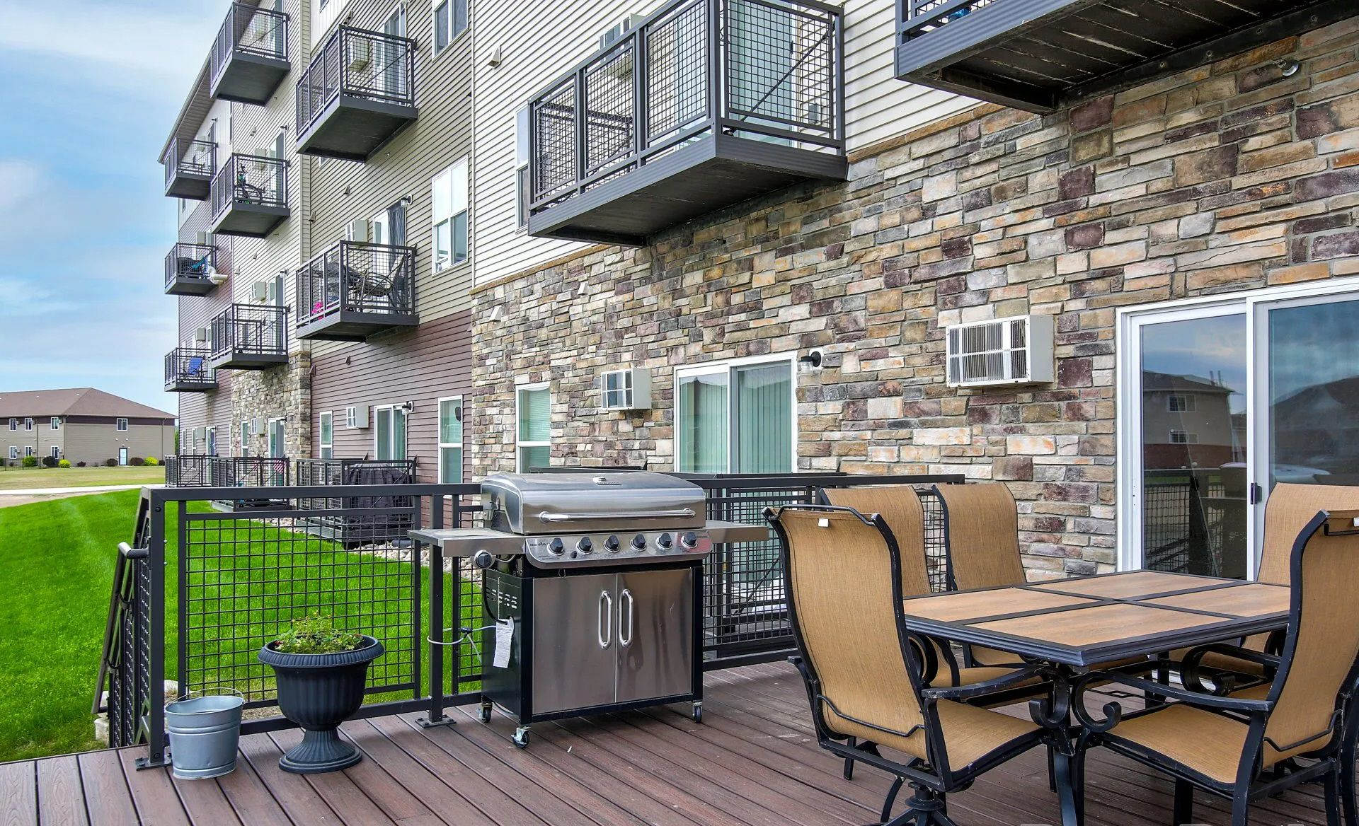 Lakewood Estates Apartments – photo 3