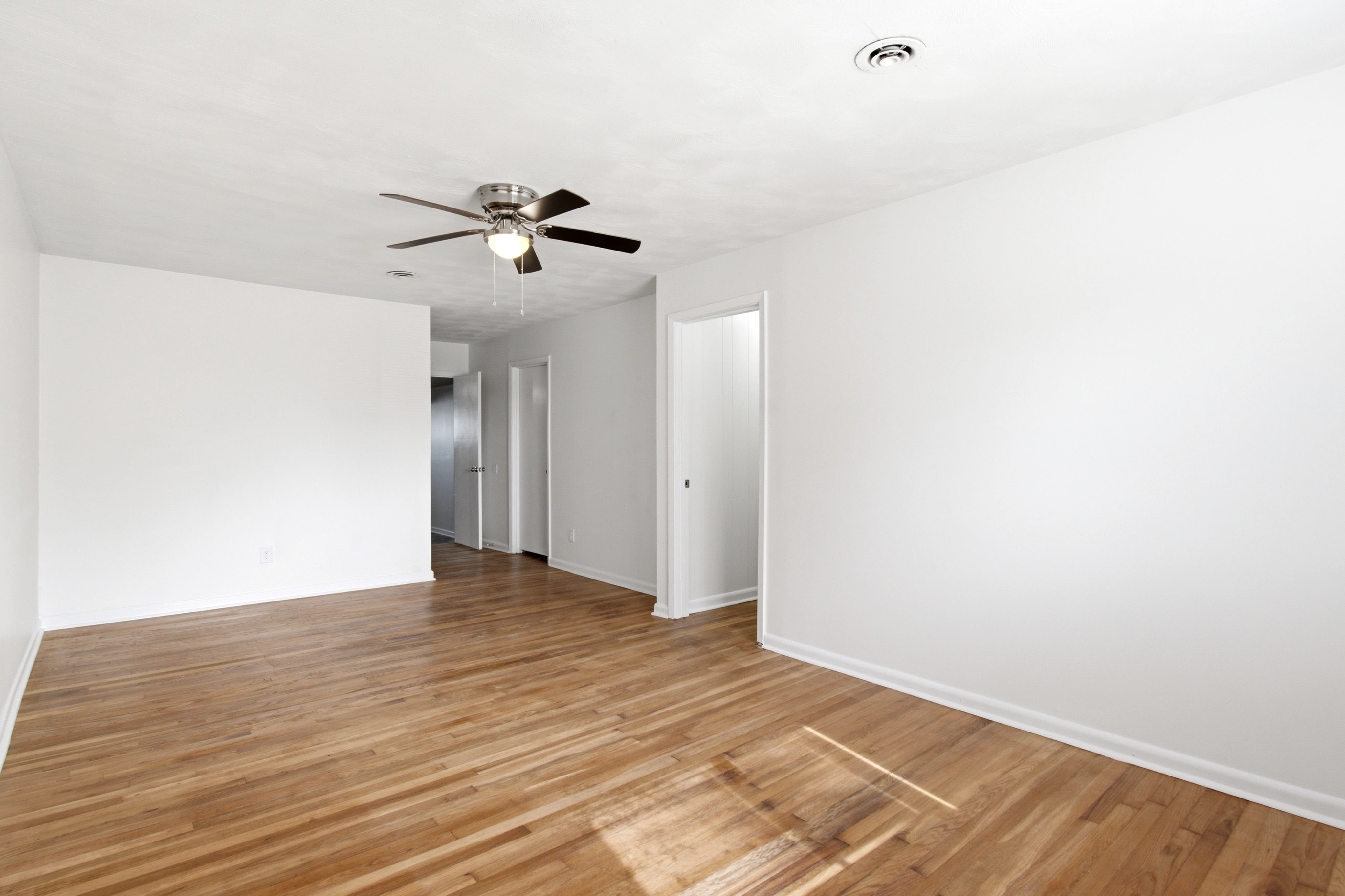 1803 Benton St – photo 4