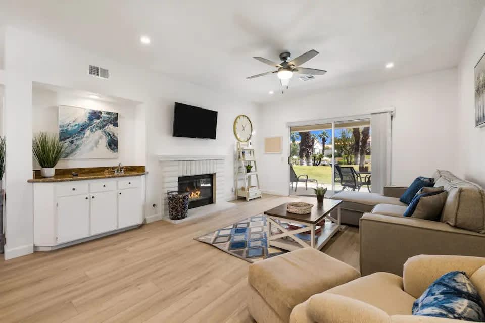 248 Vista Royale Cir W – photo 3