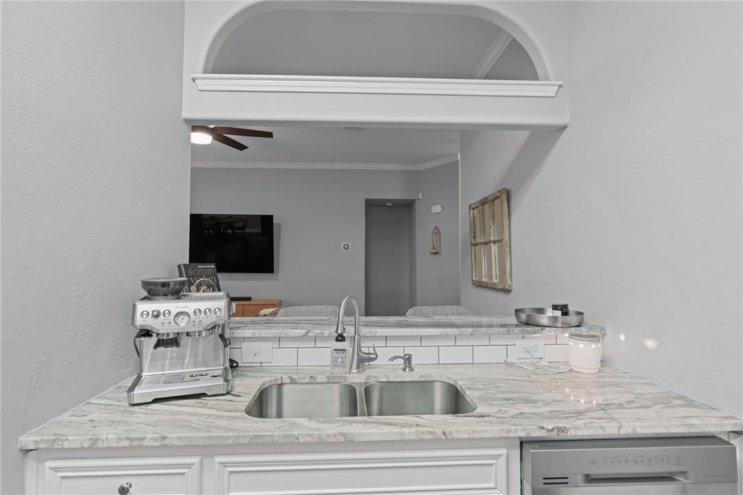 3133 Quebec Drive – photo 5