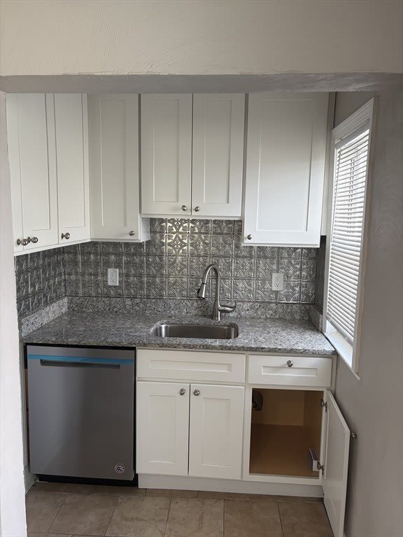 23 Waters Ave – photo 3