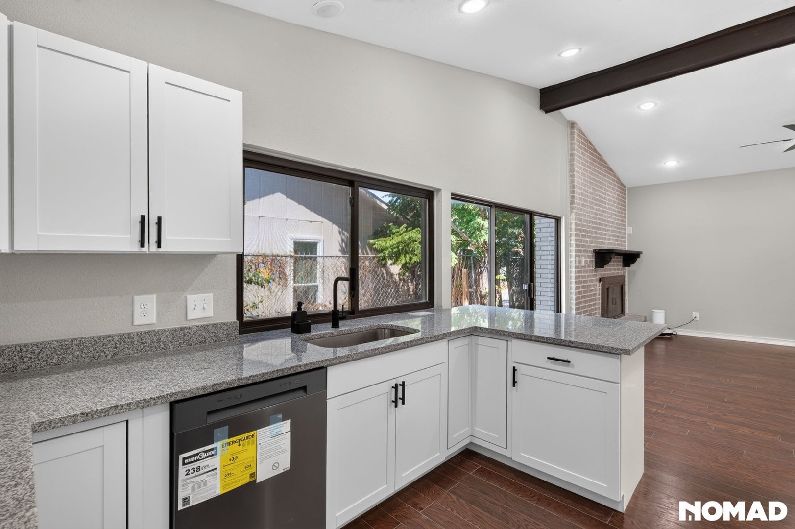 Charming 4BR House in San Antonio – photo 3