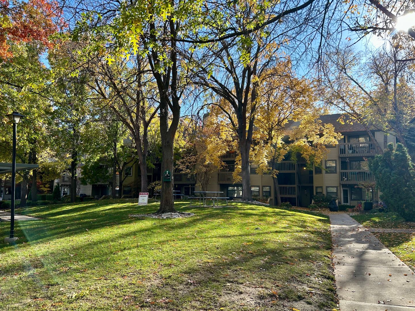 Contemporary 2 Bedroom Condo in the Heart of SE Boise – photo 2