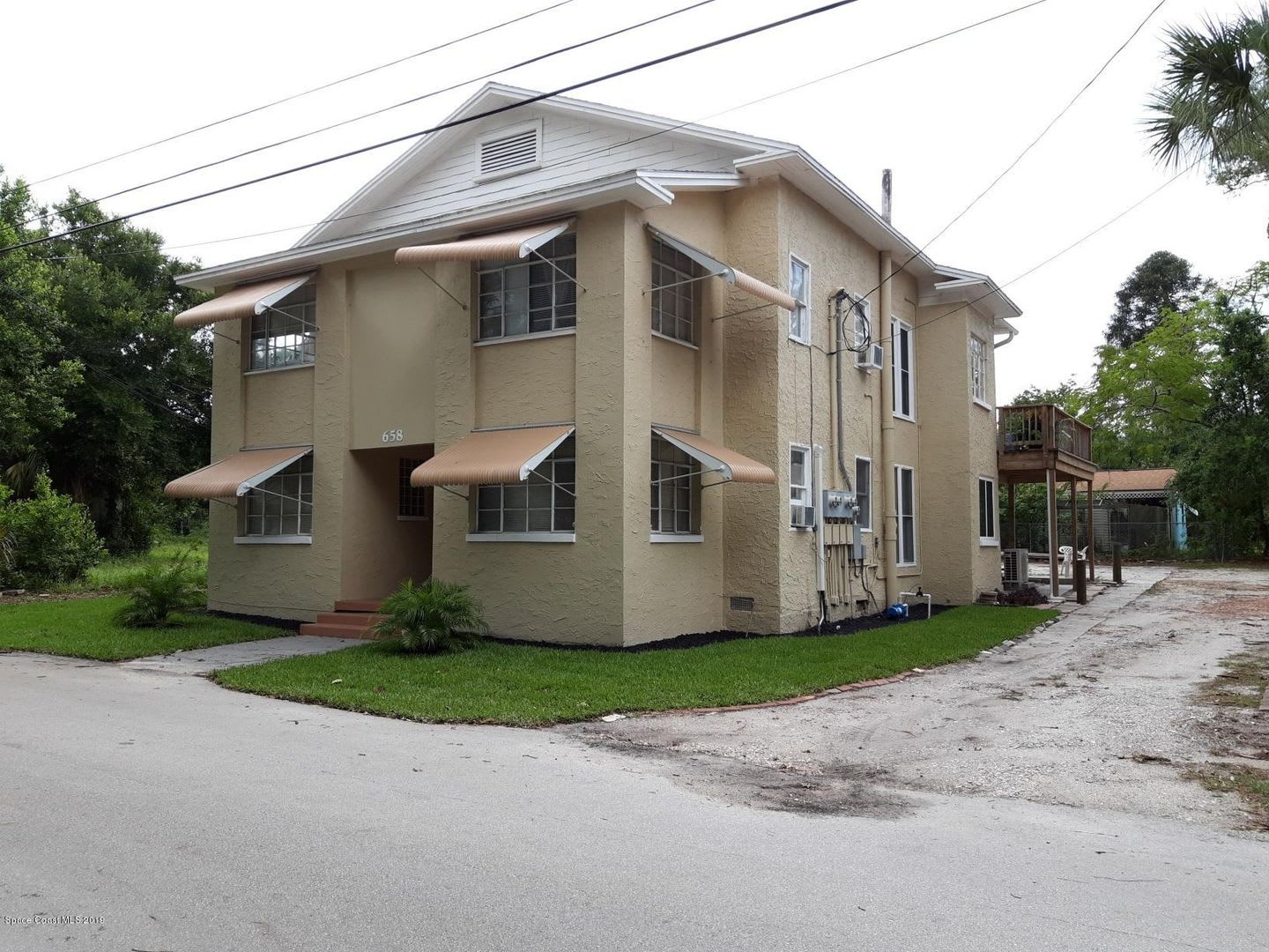 1 BR Apartment – photo 2