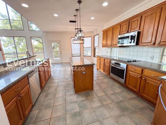 715 Belmark Court – photo 5