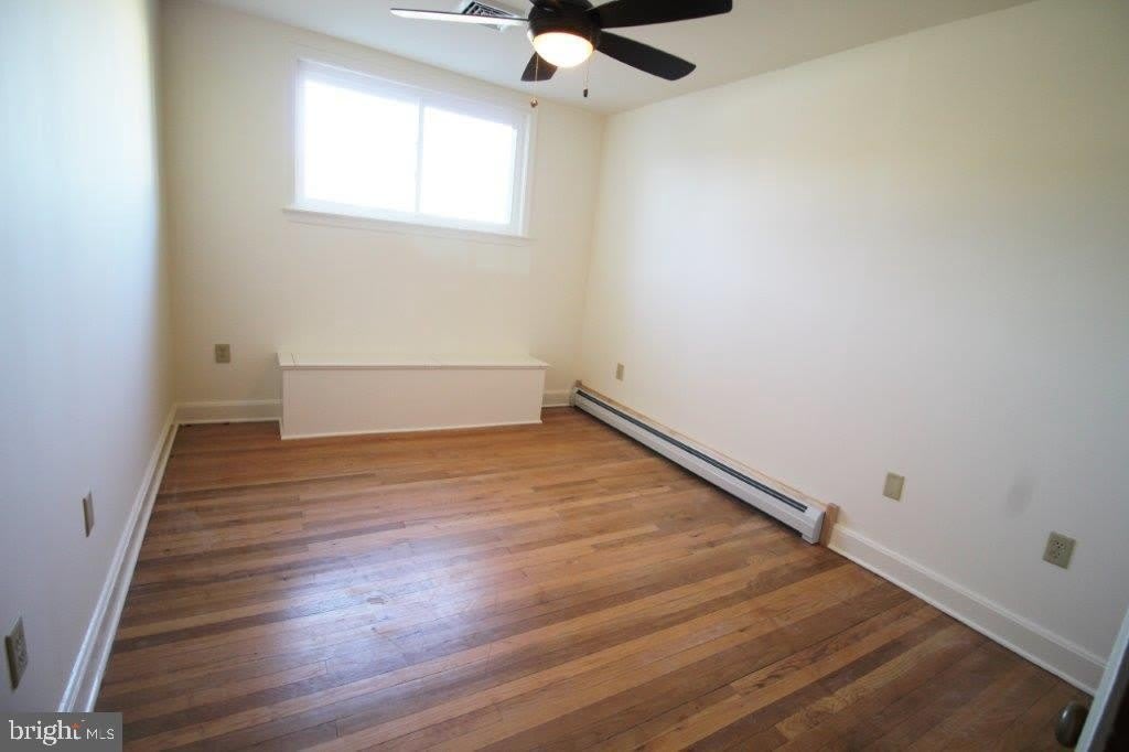 1217 GEORGETOWN Road – photo 5