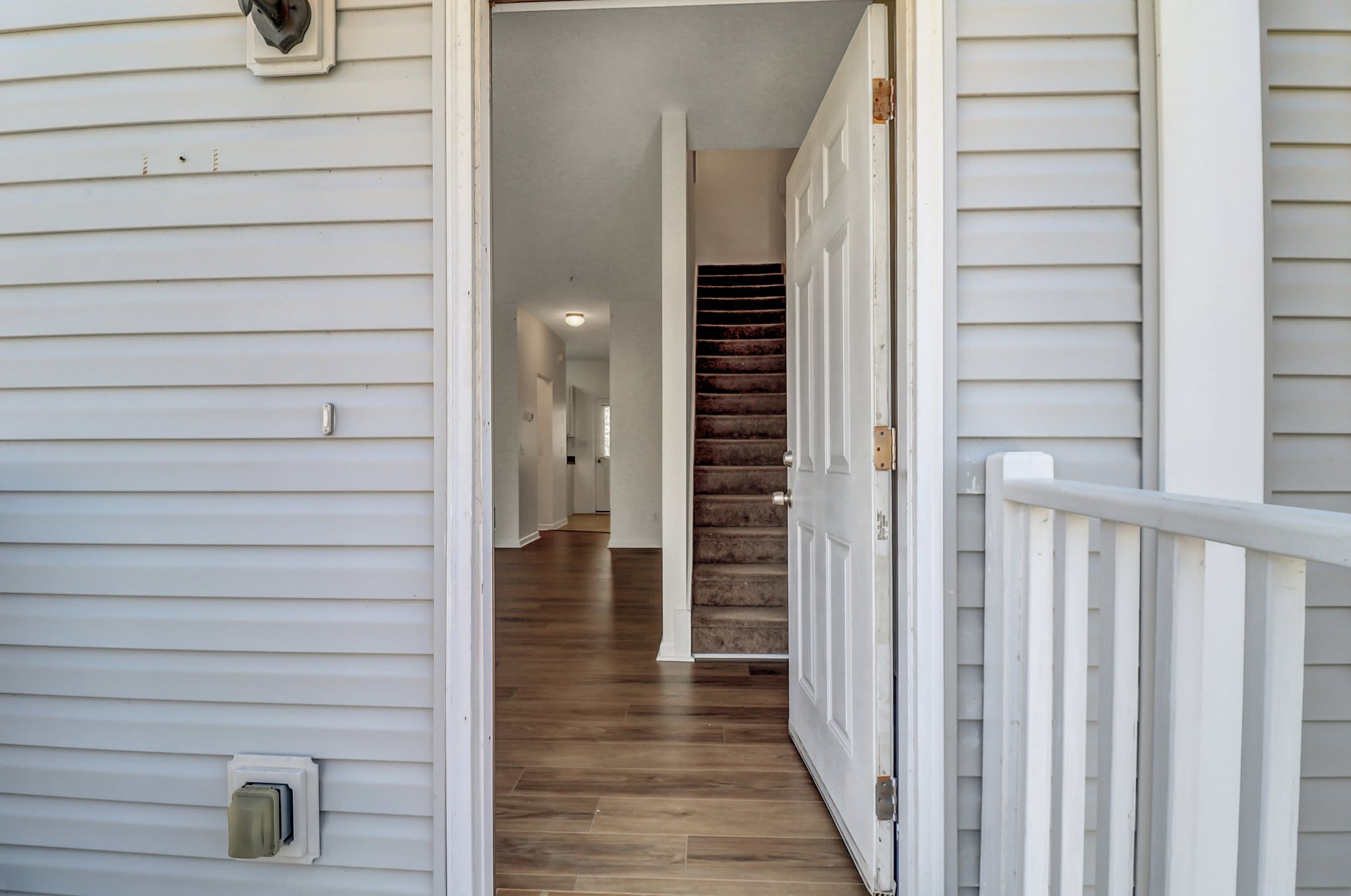 324 Laurel Oak Lane – photo 3