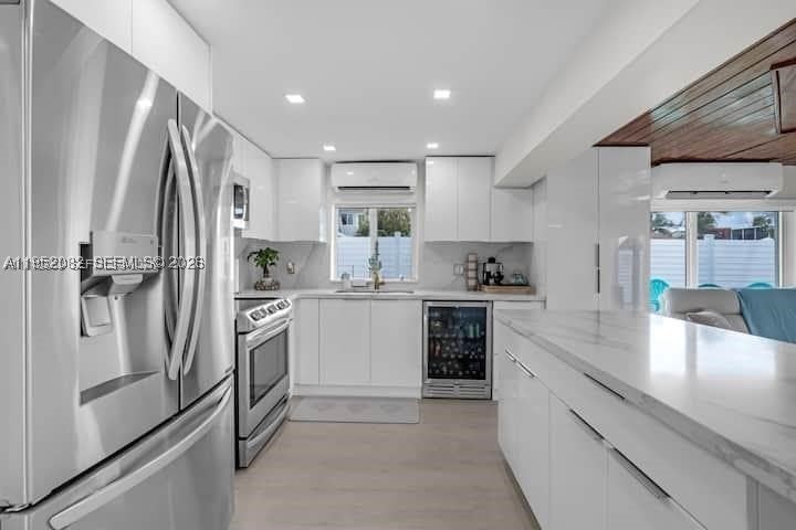 125 Gardenia St – photo 5