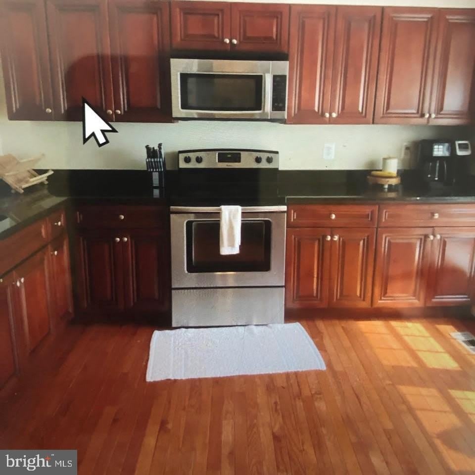 9881 HIGH WATER CT – photo 2