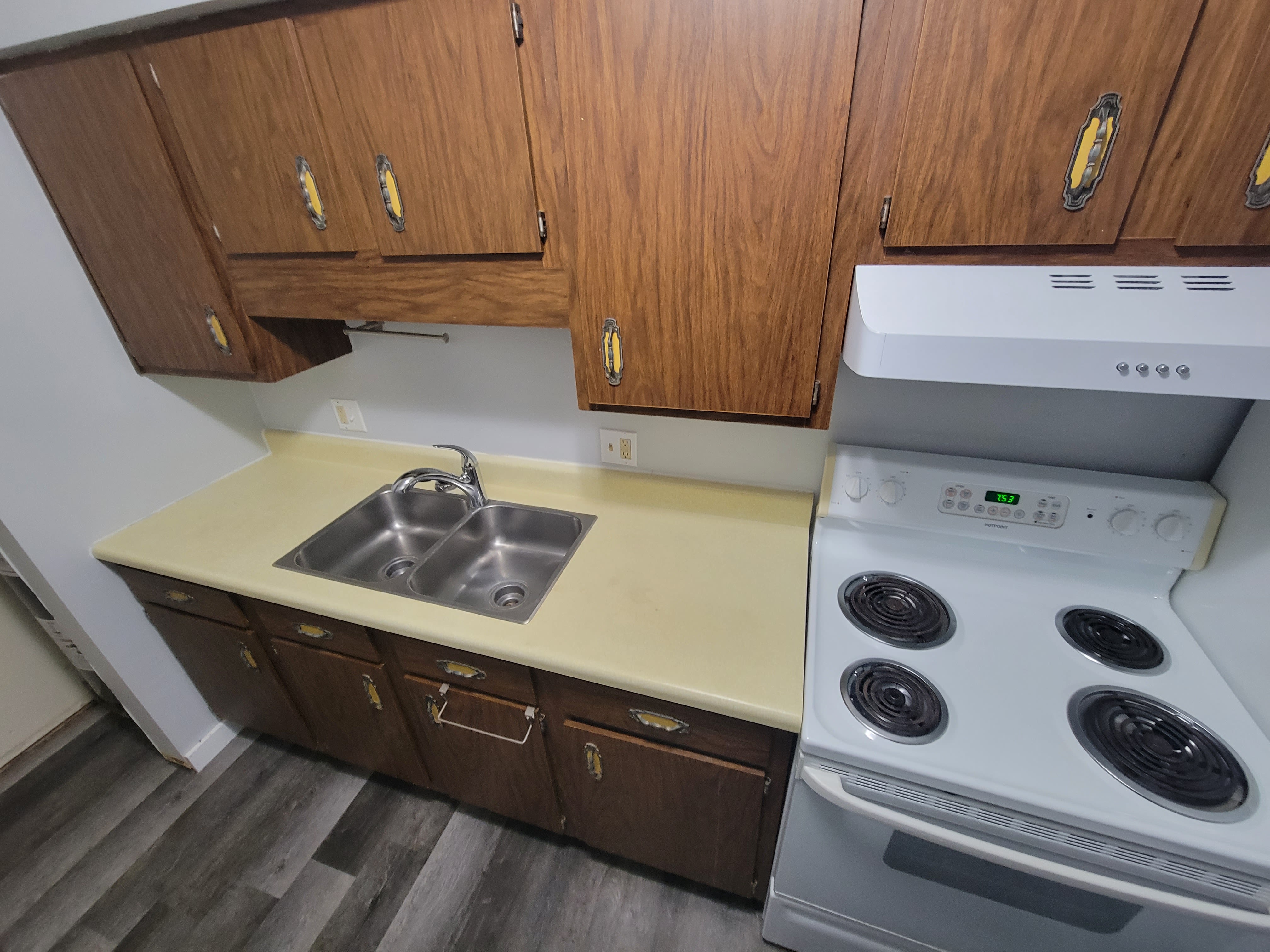 1017 St Anne St – photo 5