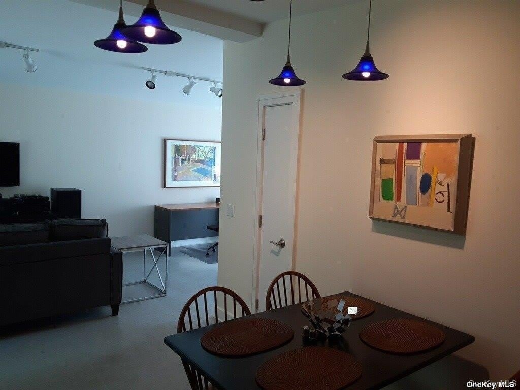 63 Gardiners Lane – photo 2