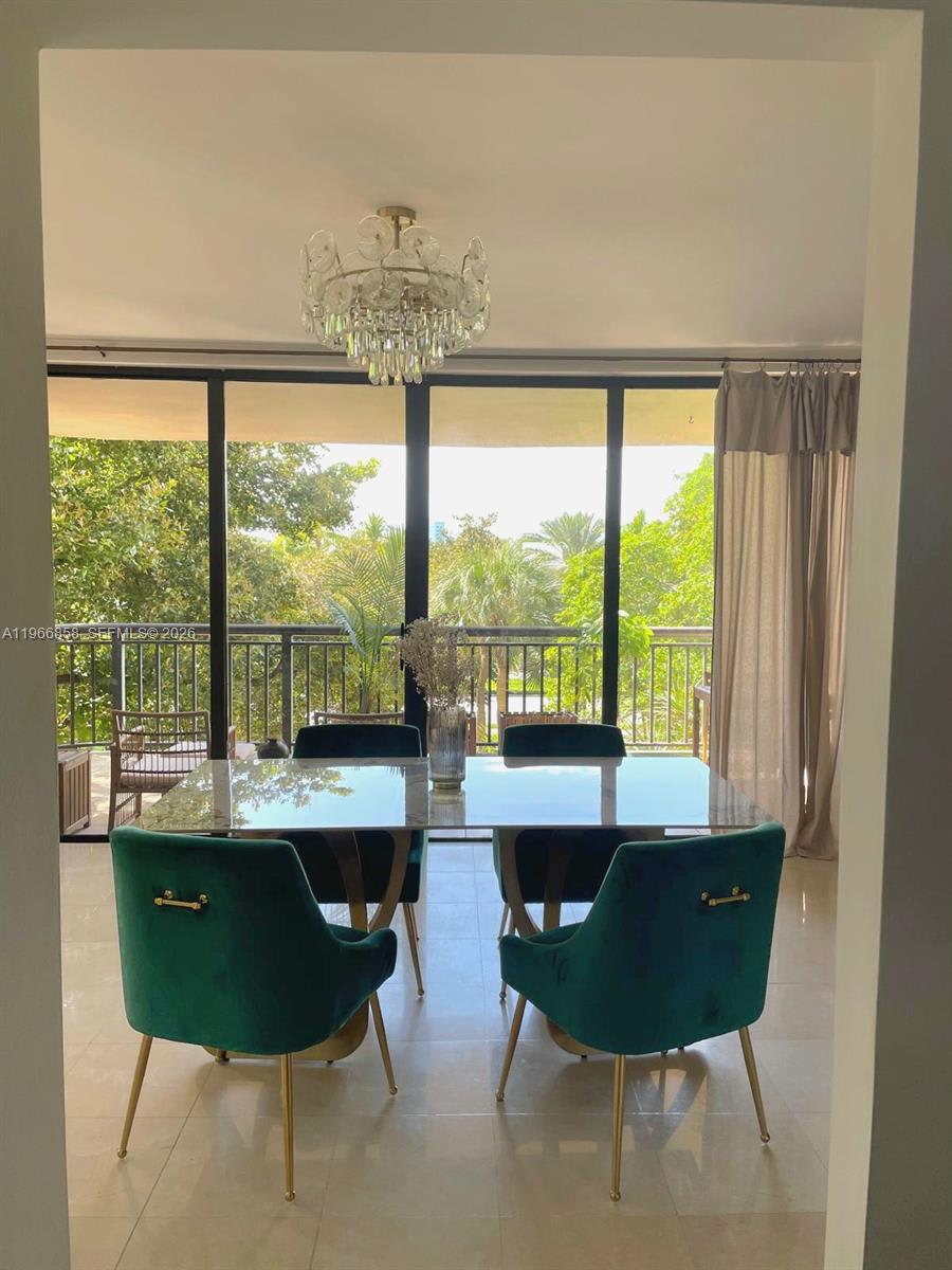 10175 Collins Avenue – photo 1