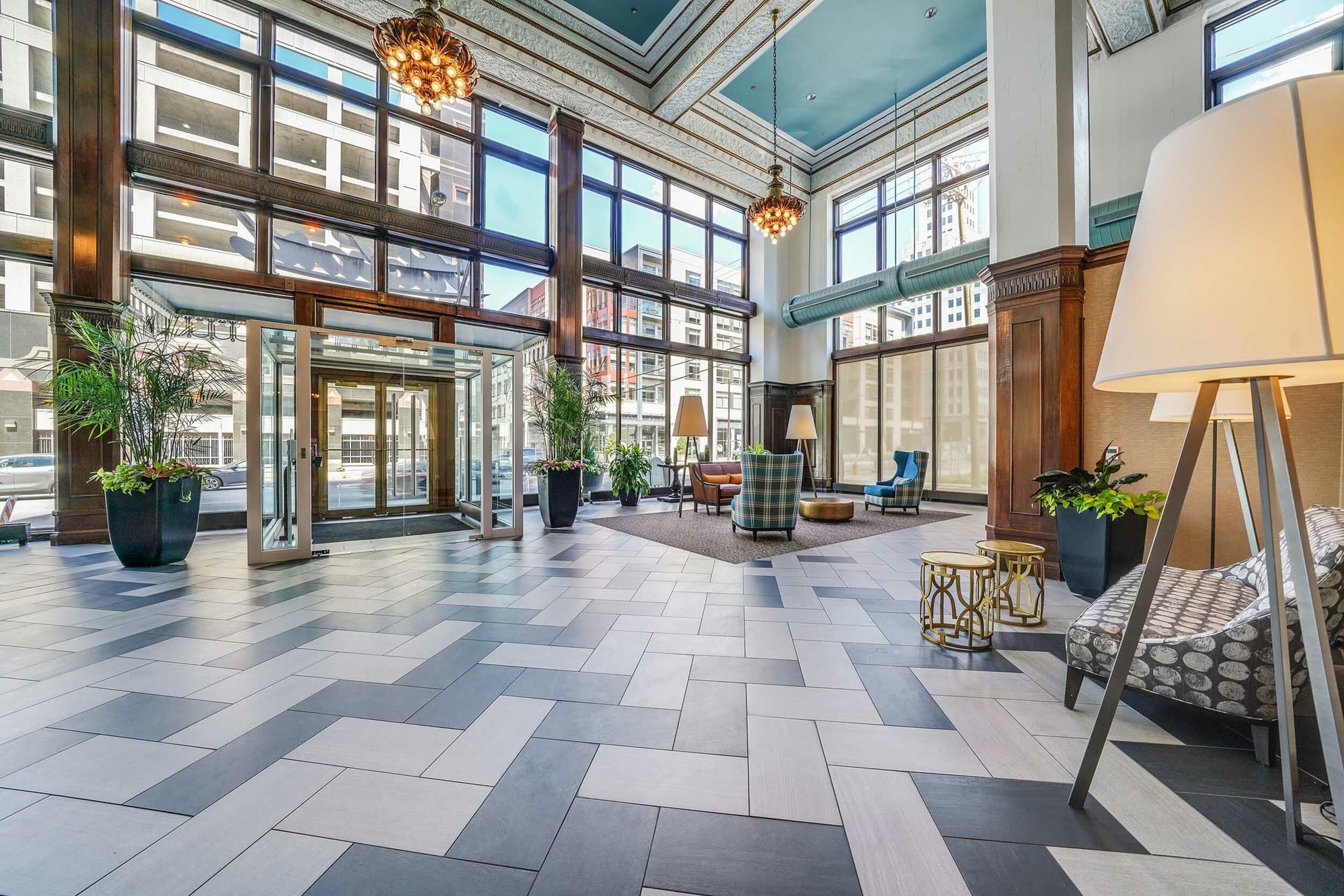 Packard Building – photo 4