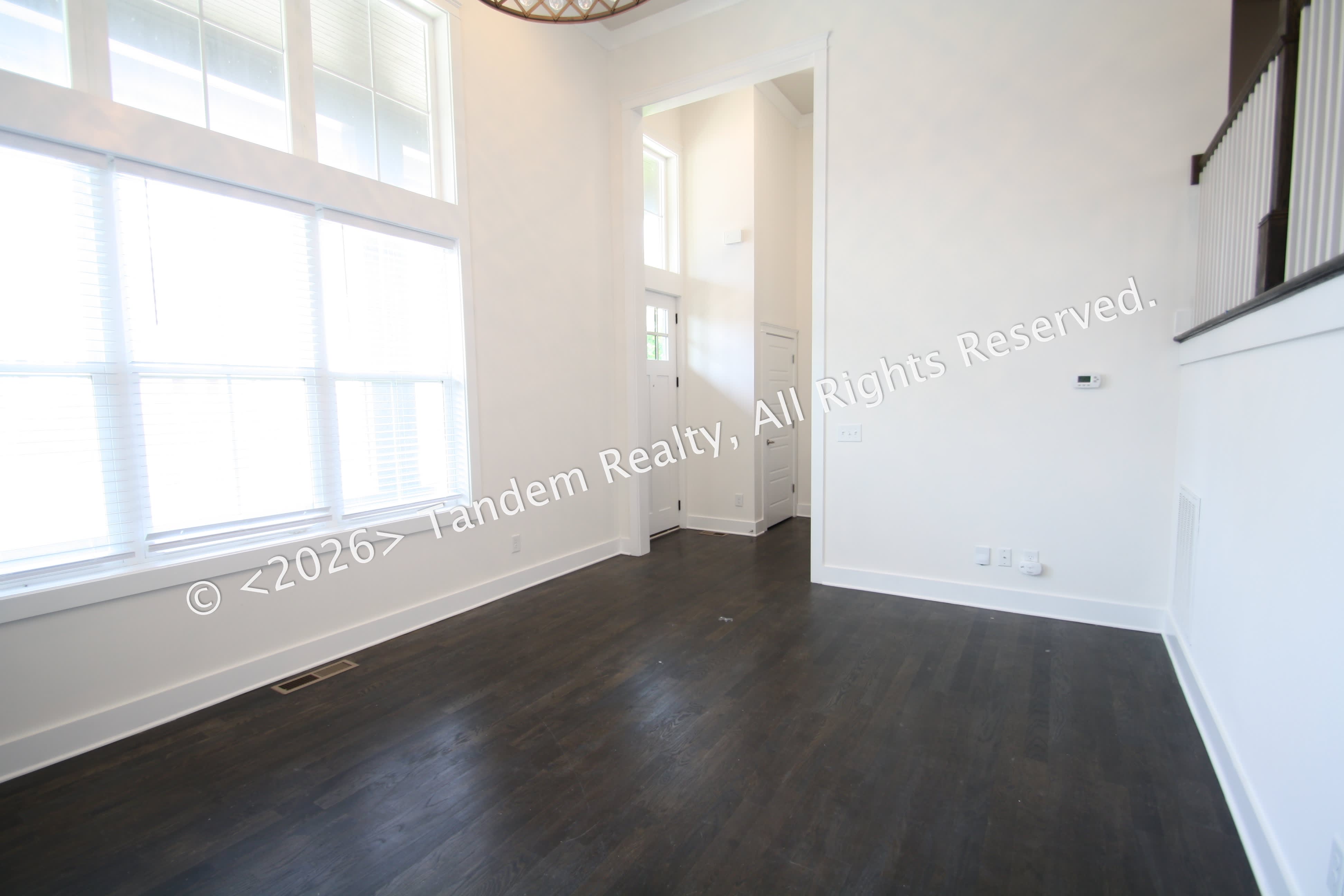 526 Wedgewood Ave – photo 3