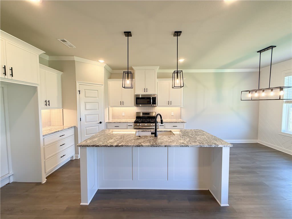 1808 Edwards Street – photo 5