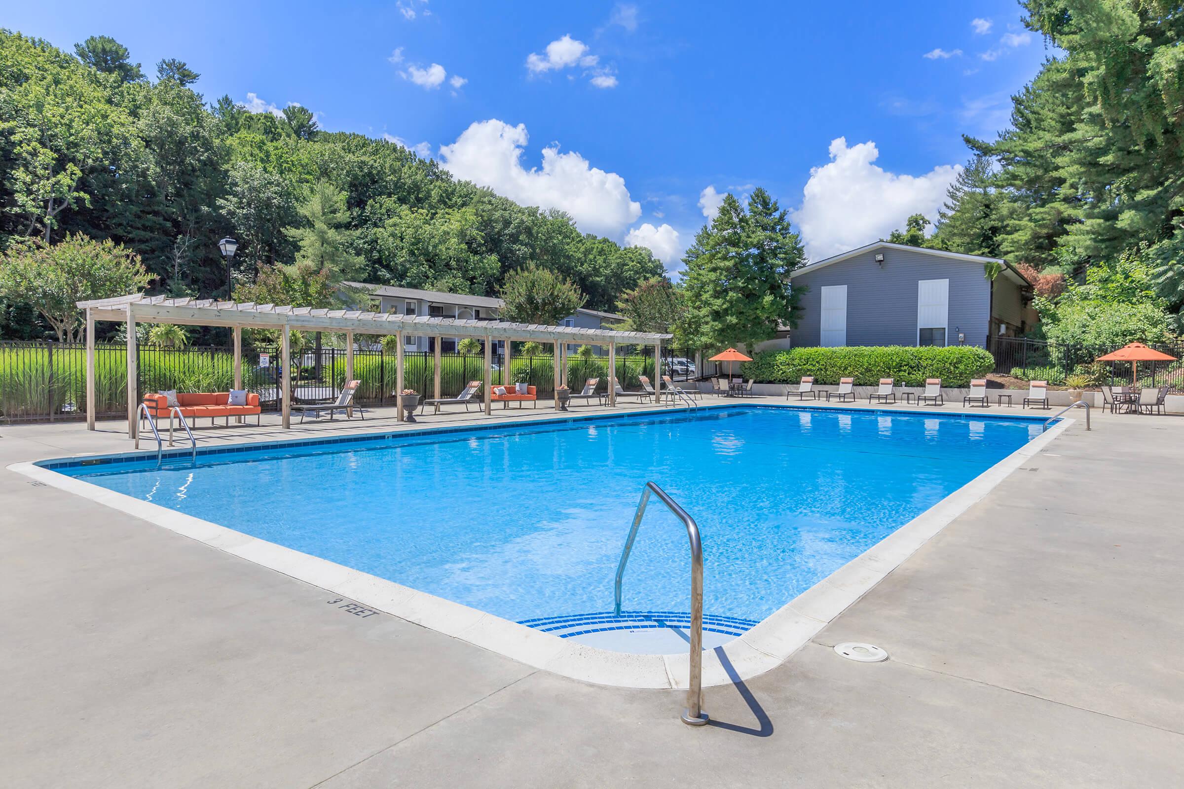 Pebble Creek Apartments – photo 2