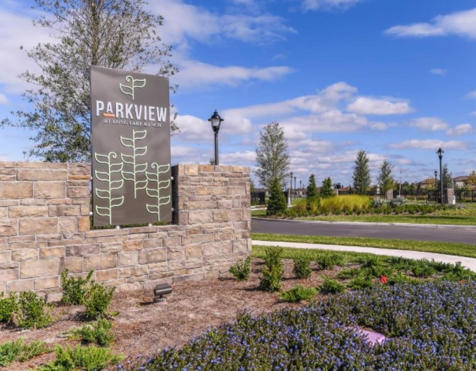 2525 ARBOR WIND Drive – photo 2