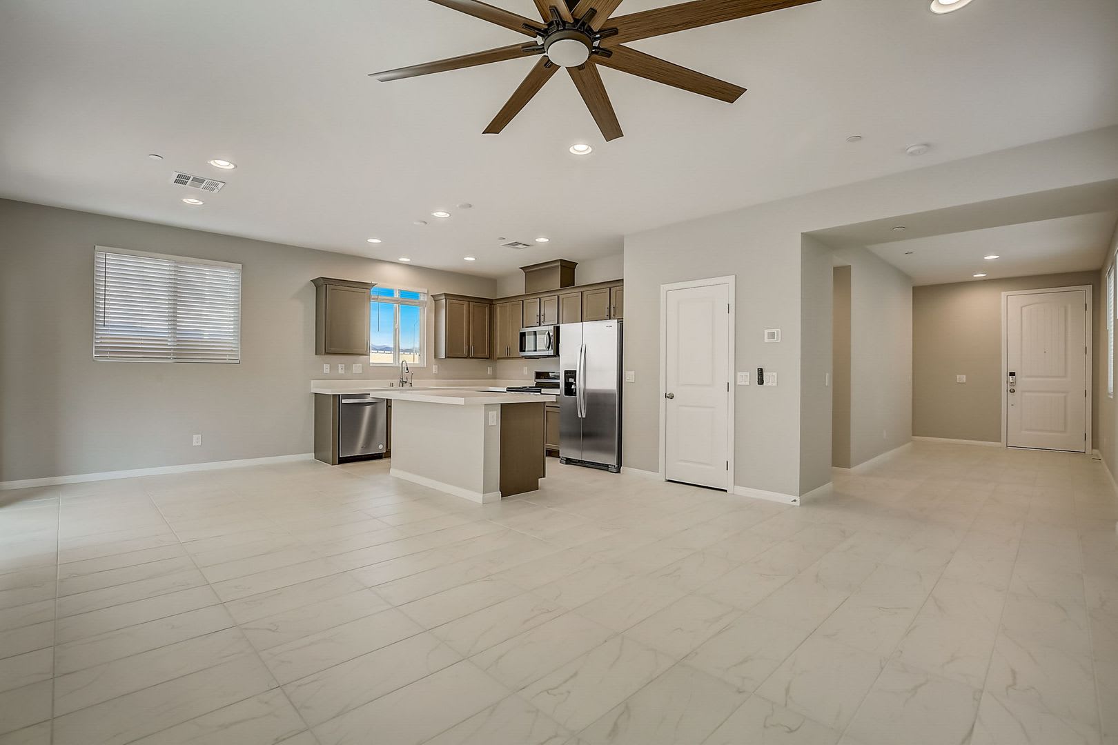 Beautiful 2 story Home in Skye Canyon – photo 3
