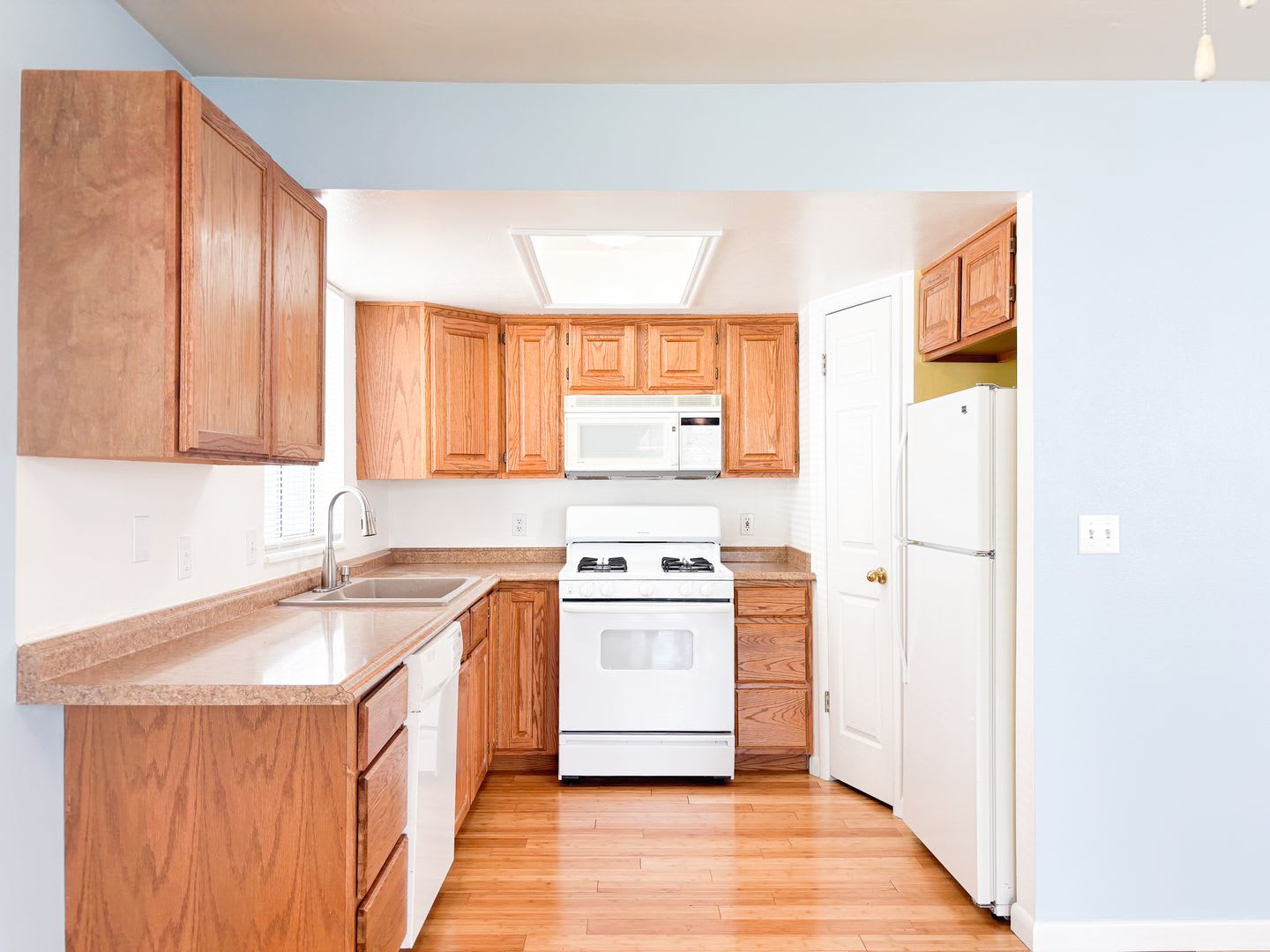 2 BR/1BA – photo 2