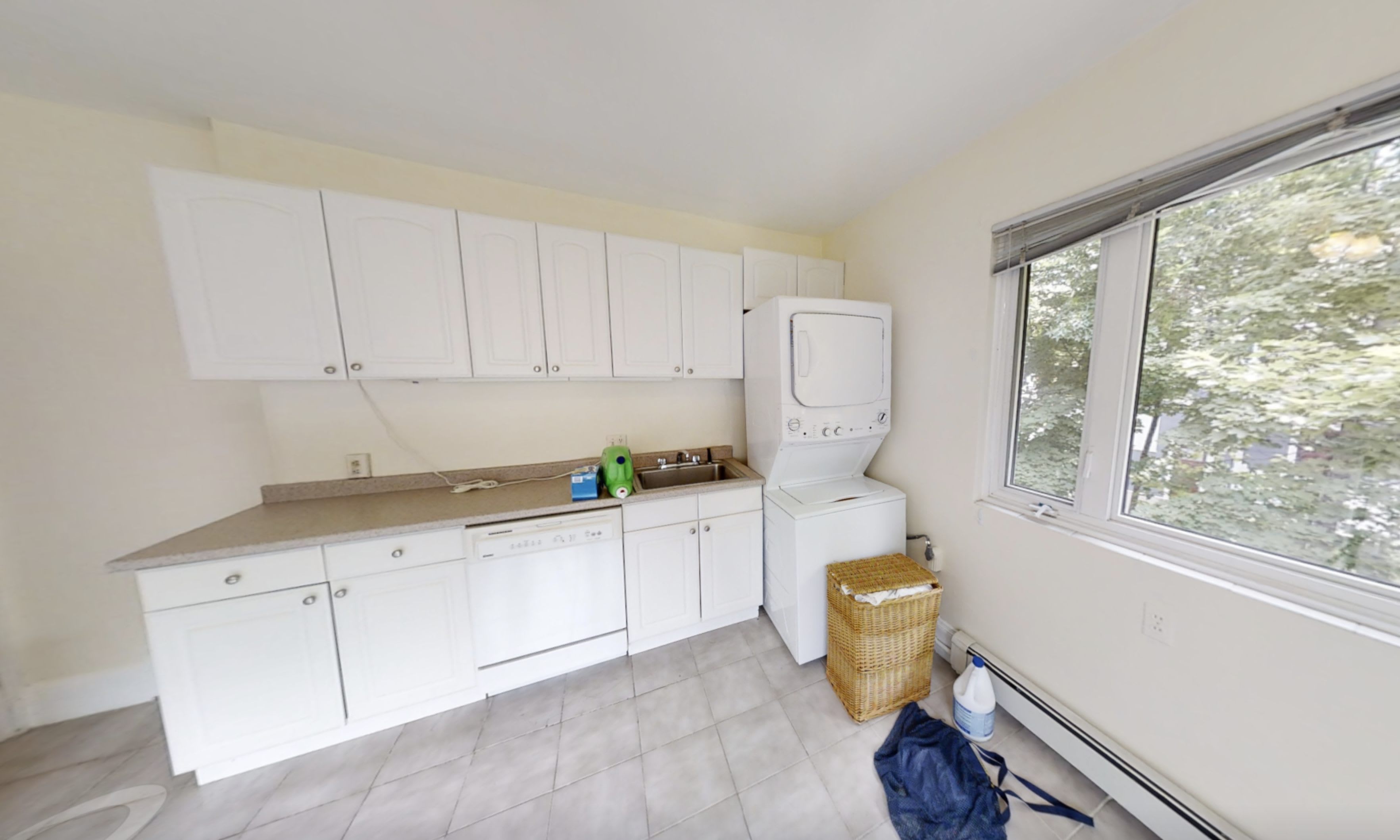 30 Kenwood St – photo 1
