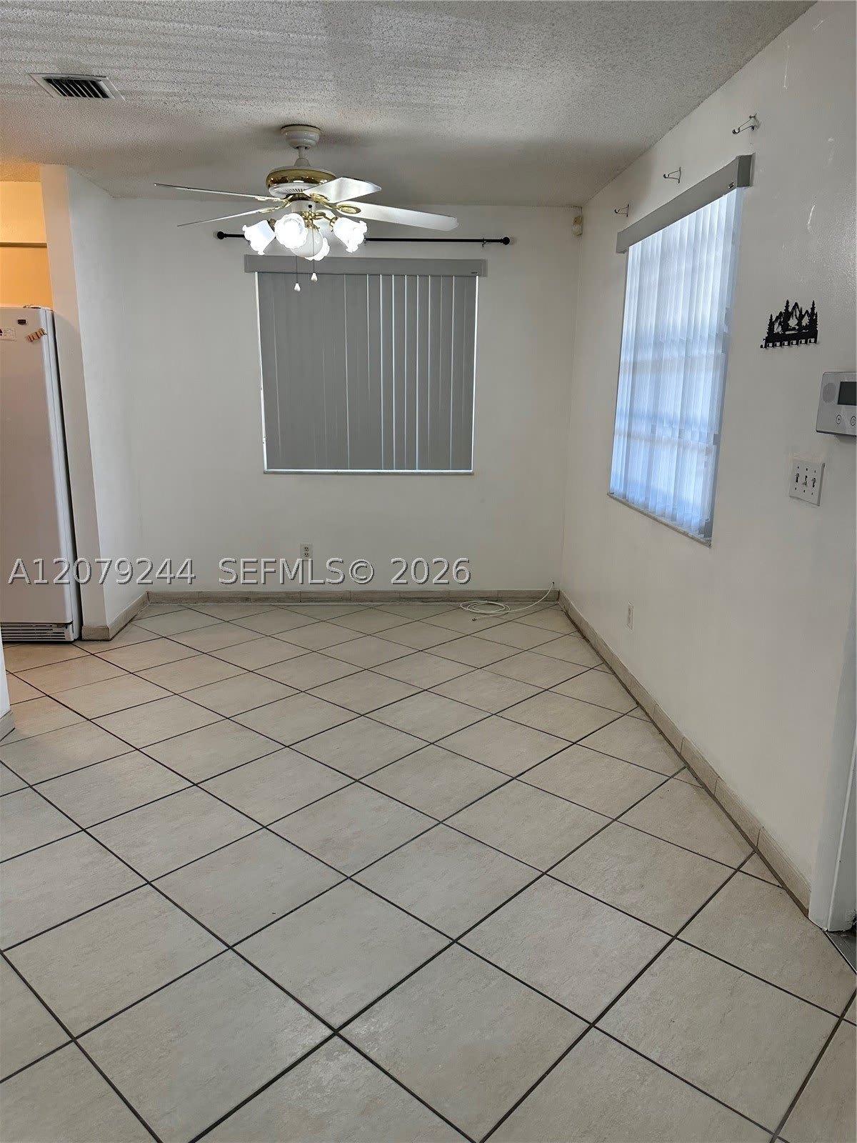 6104 Pierce St – photo 5