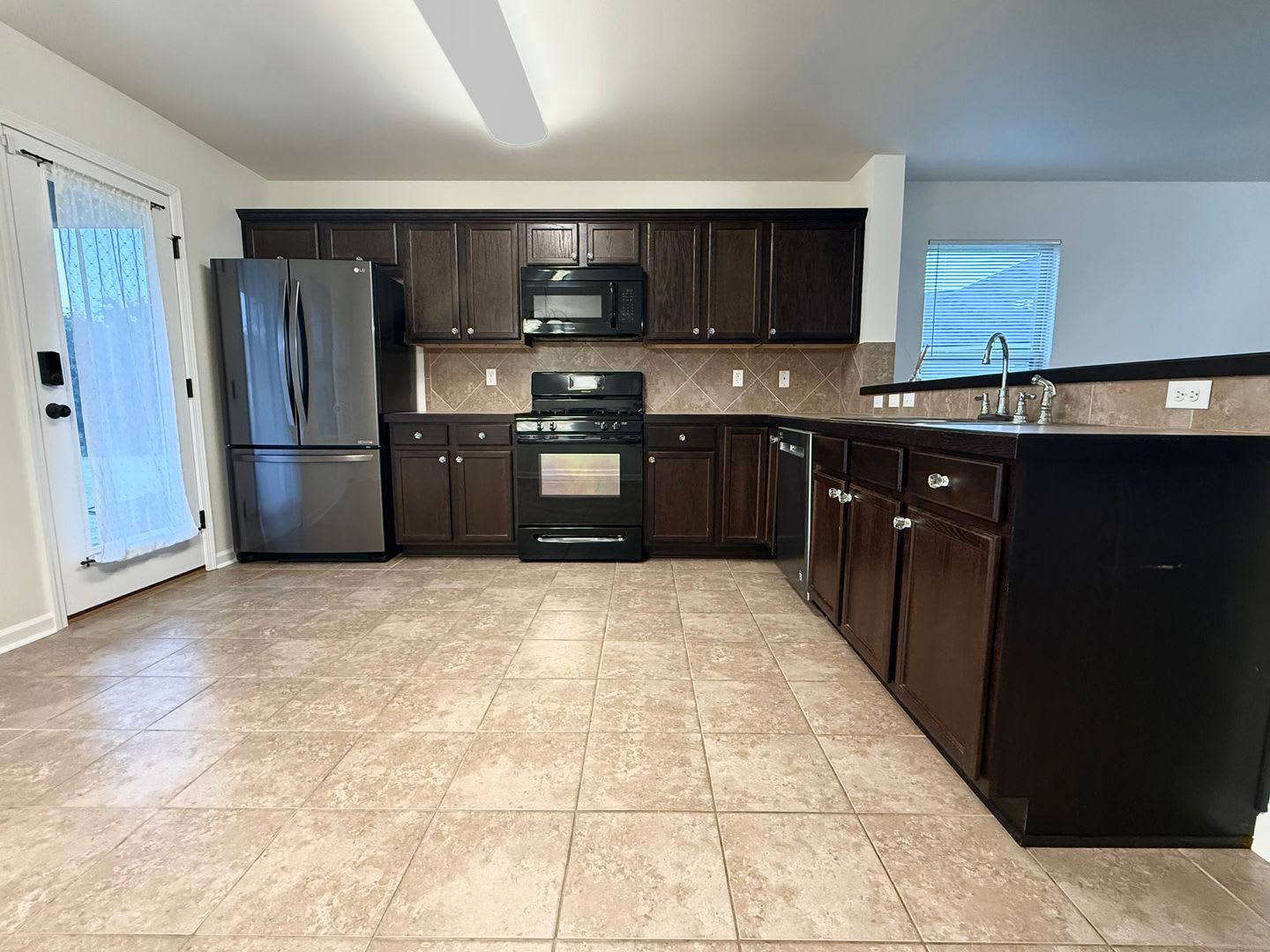 Beautiful 3 Bedroom Home In Prairieville – photo 5