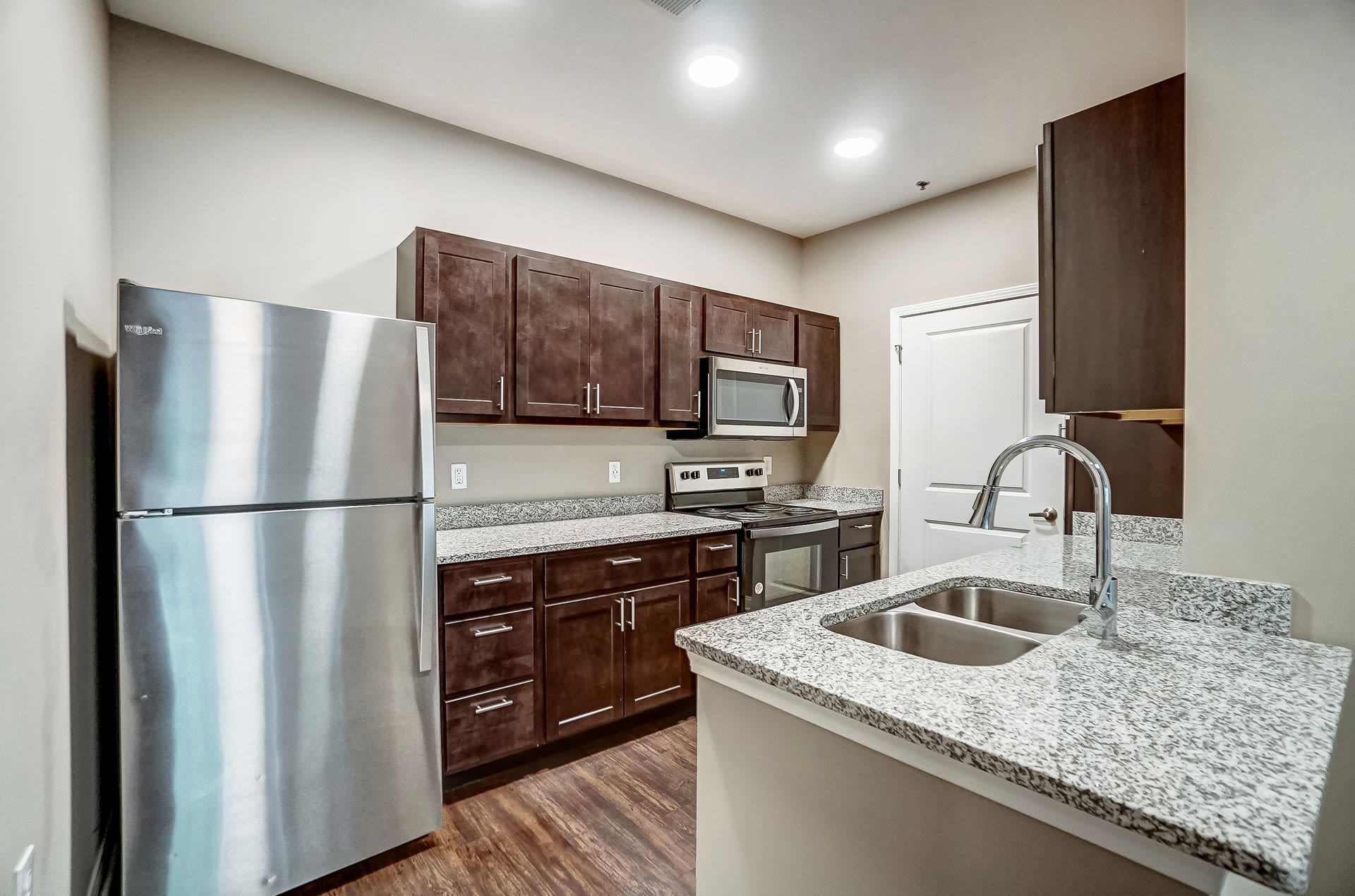 Premier Flats – photo 1