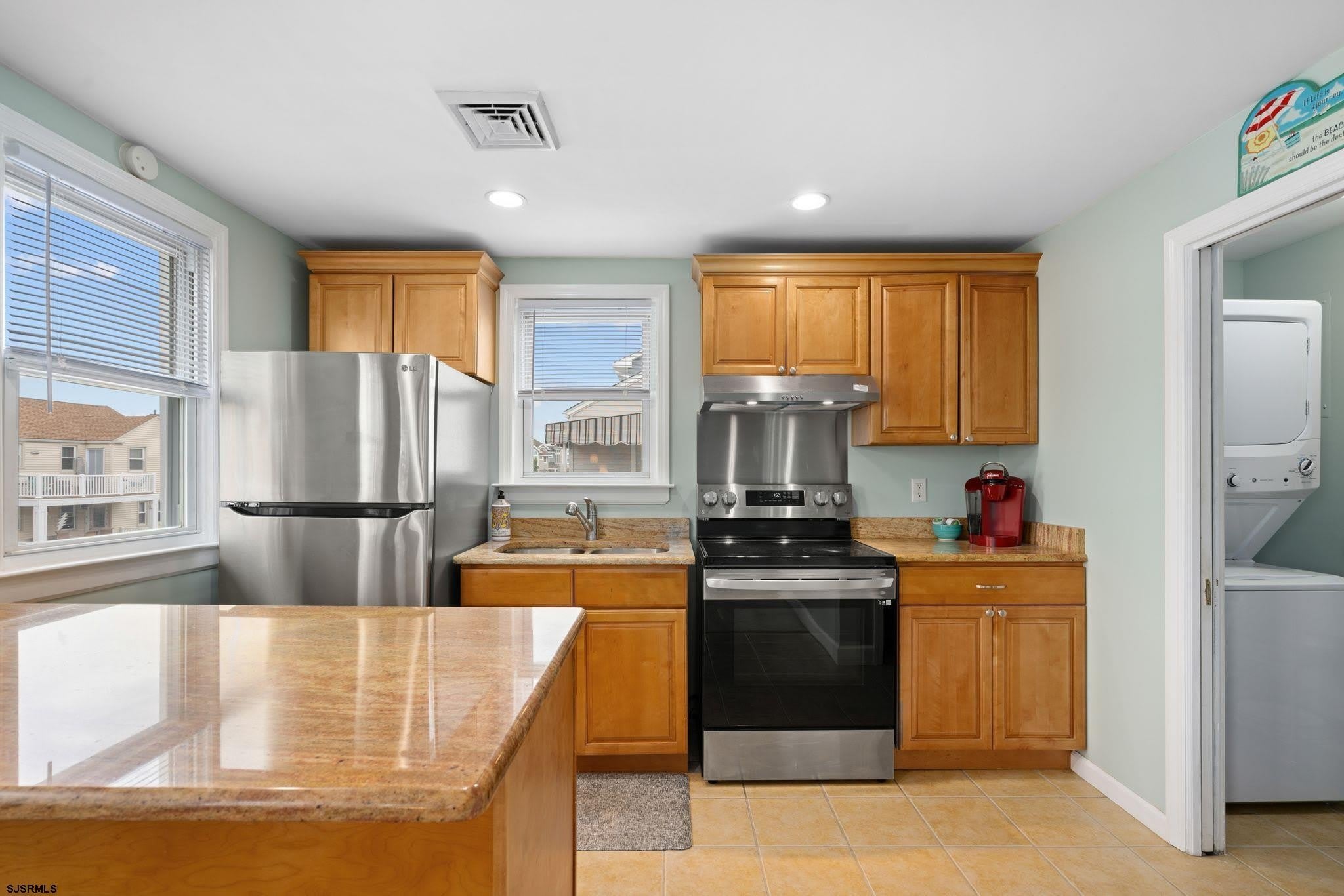 303 N Wilson Ave – photo 4