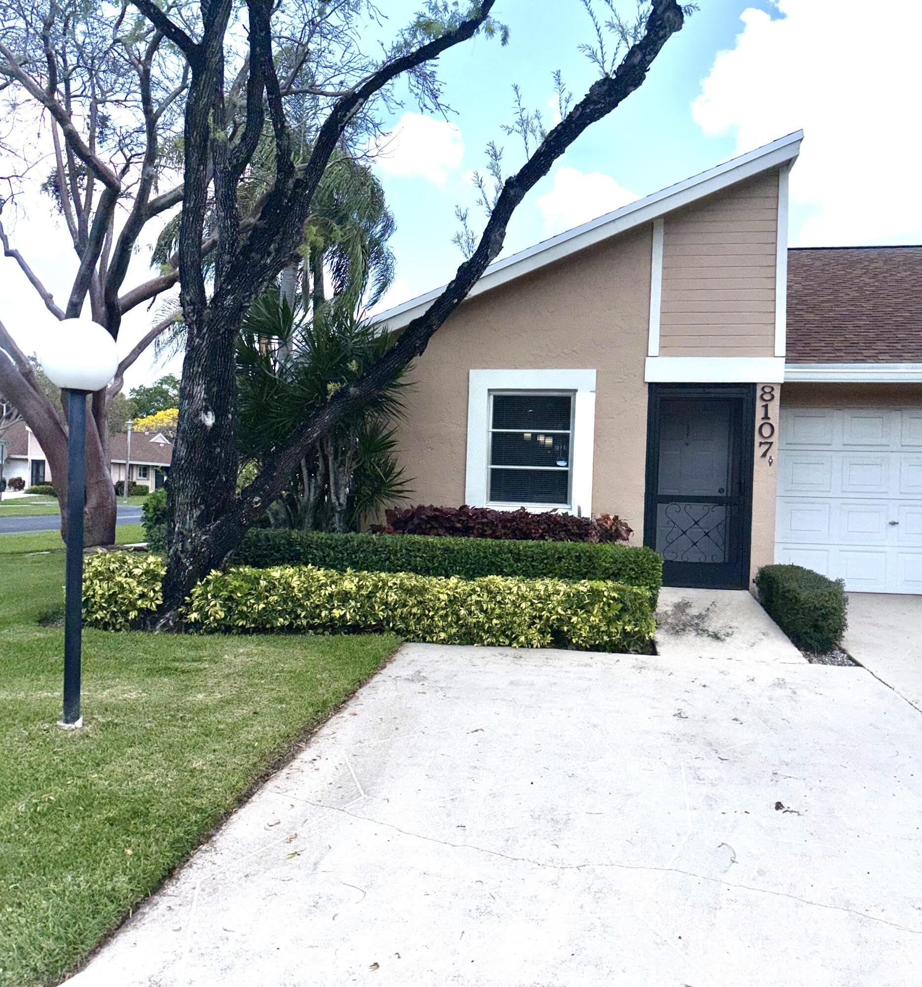 8107 Summerbreeze Lane – photo 3