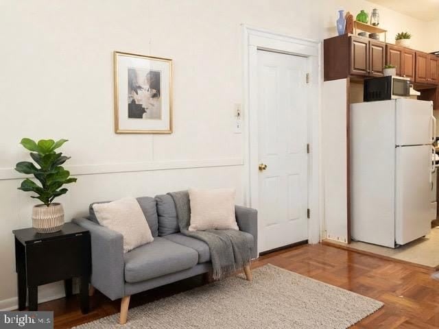 1821 SPRING GARDEN STREET – photo 2