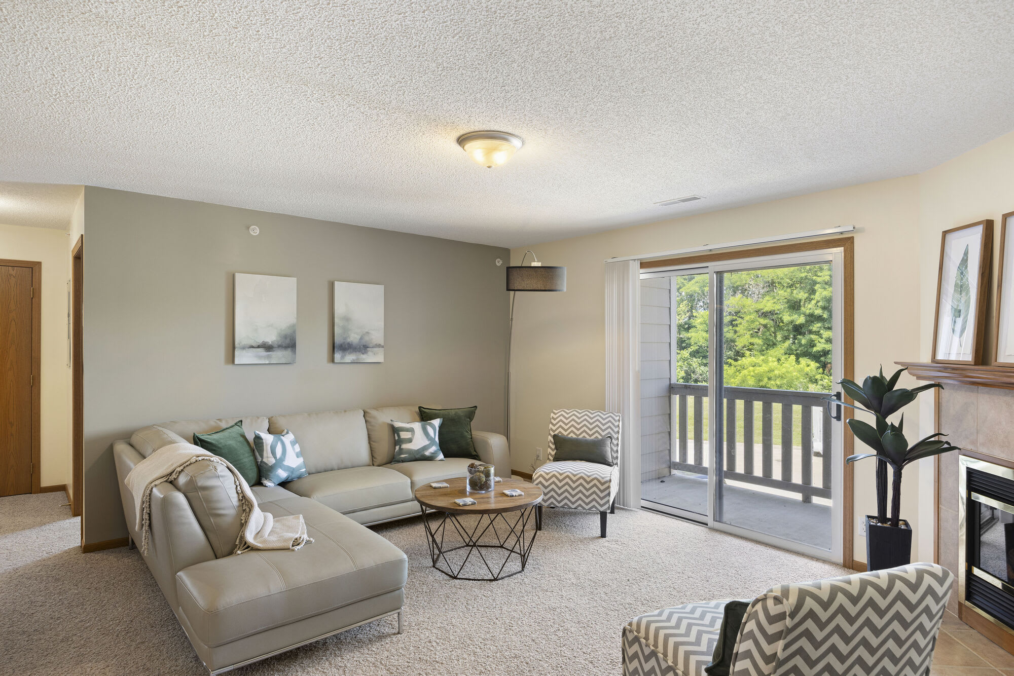 Pebblebrook Apartments – photo 2
