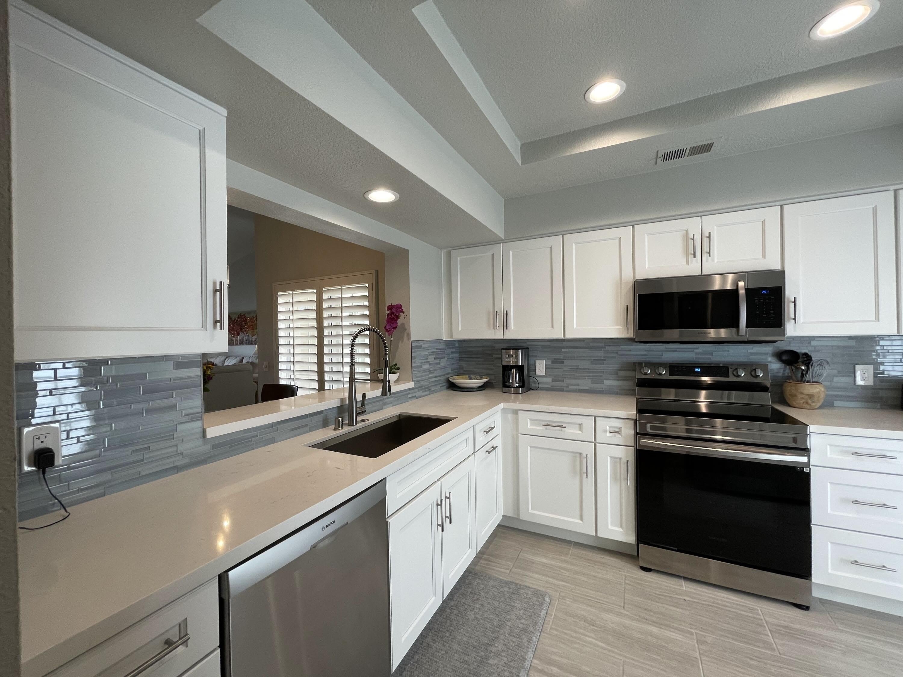 160 Desert Falls Circle – photo 3