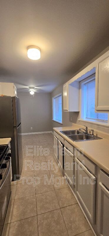 1803 Darbrook Dr – photo 3