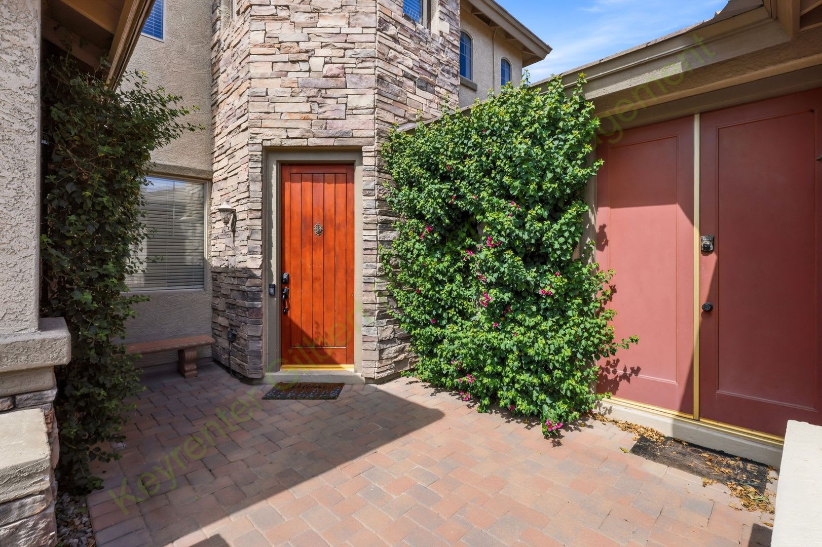 Executive Luxury Home – photo 3