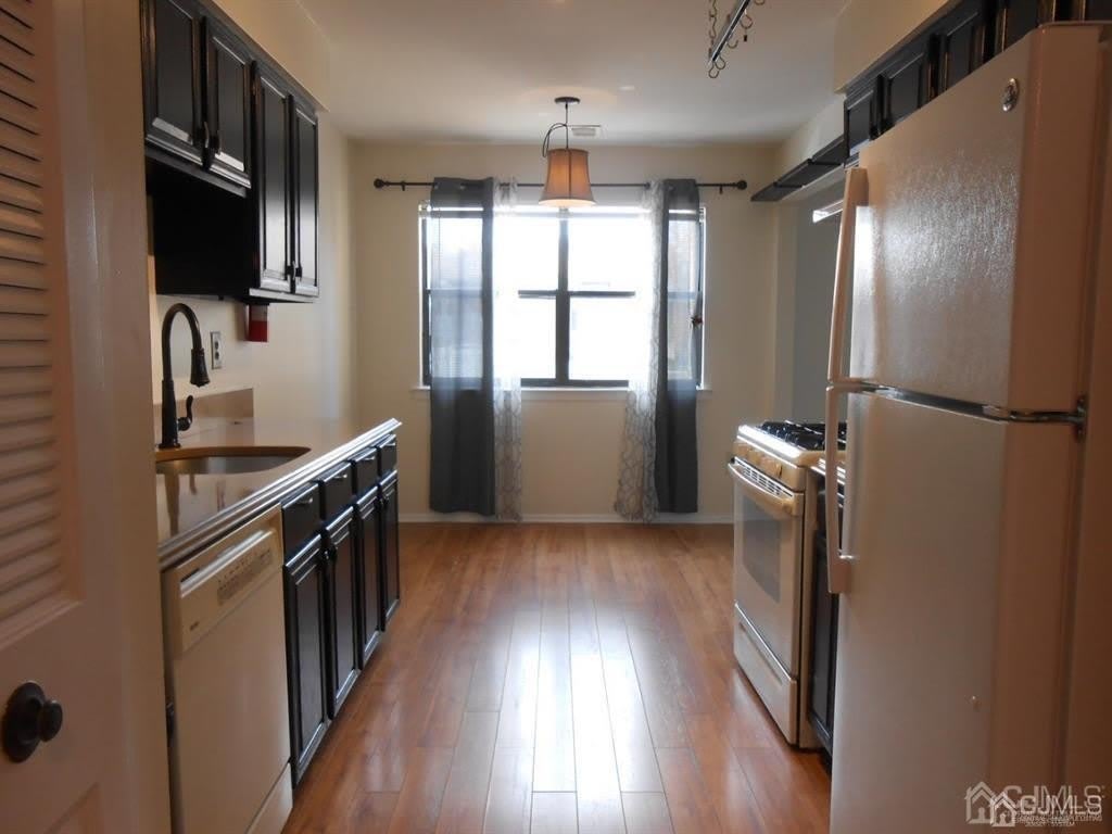 512 Sharon Garden Drive – photo 4