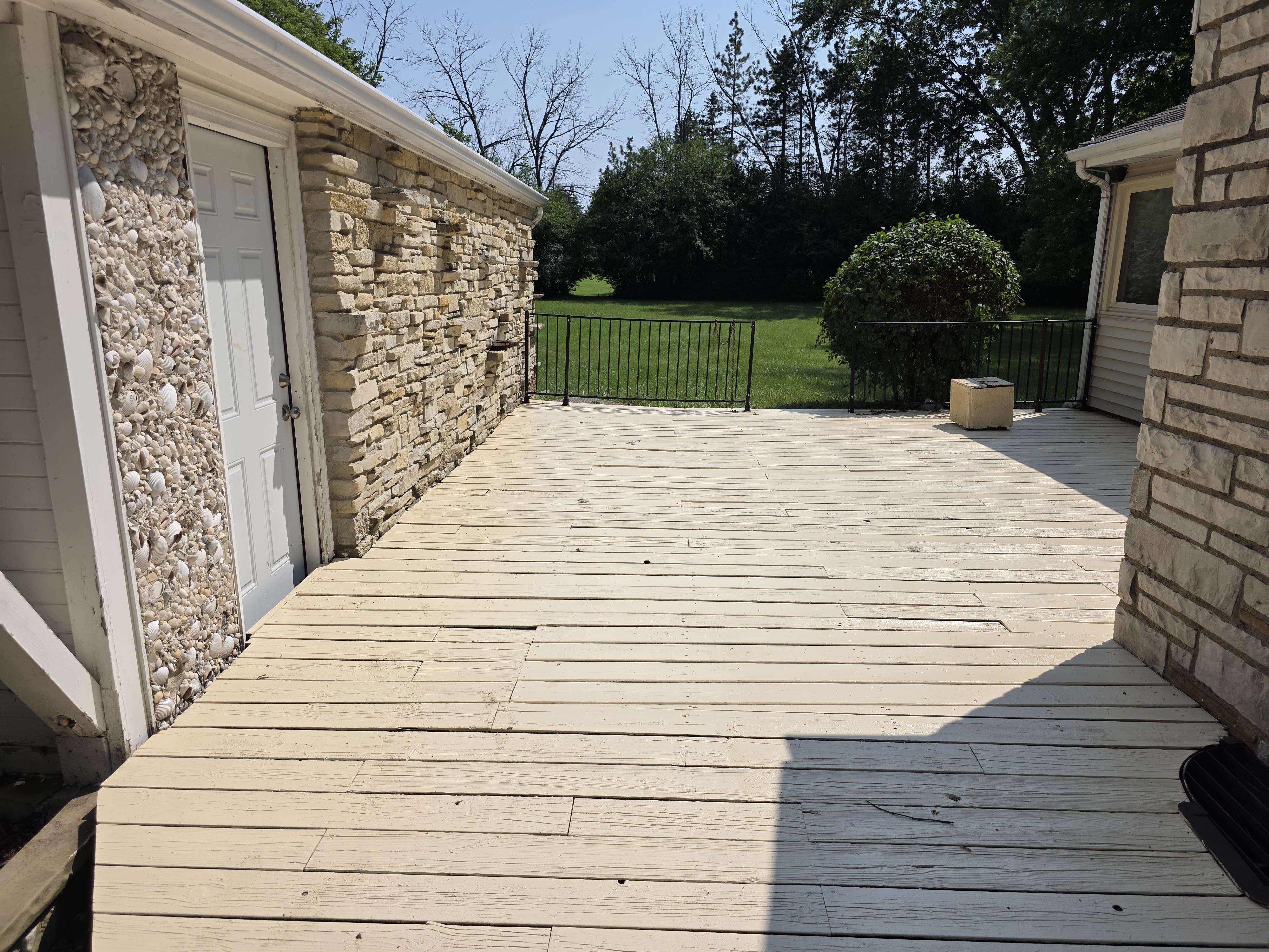1725 W Mequon Rd – photo 5