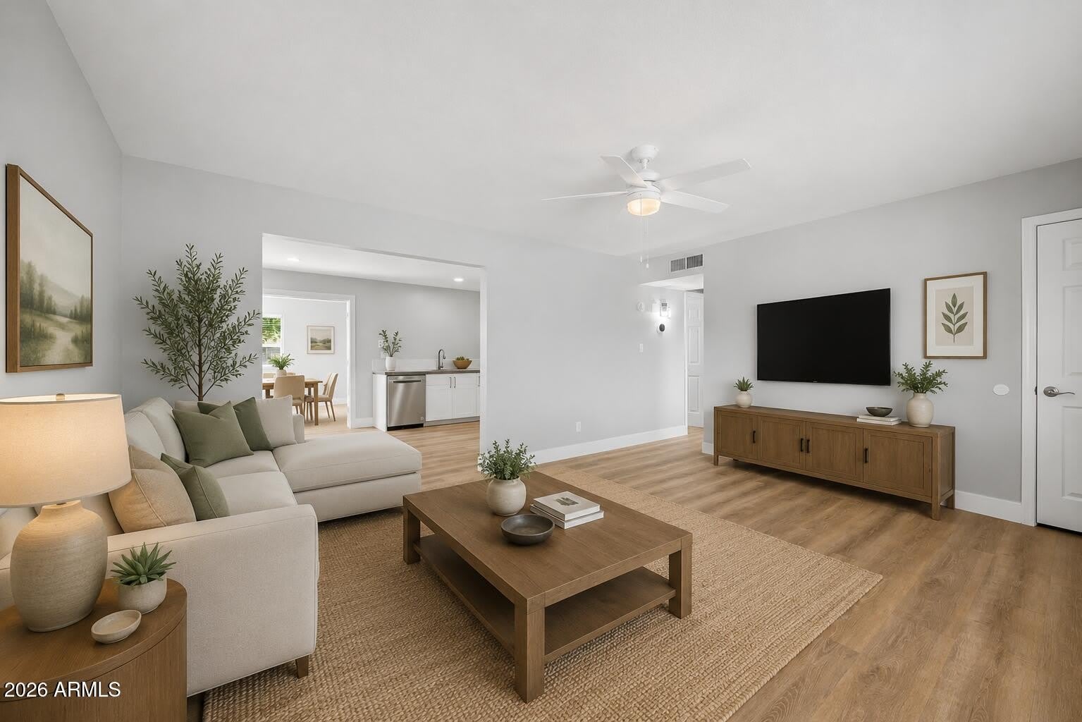 2340 E Isabella Avenue – photo 2