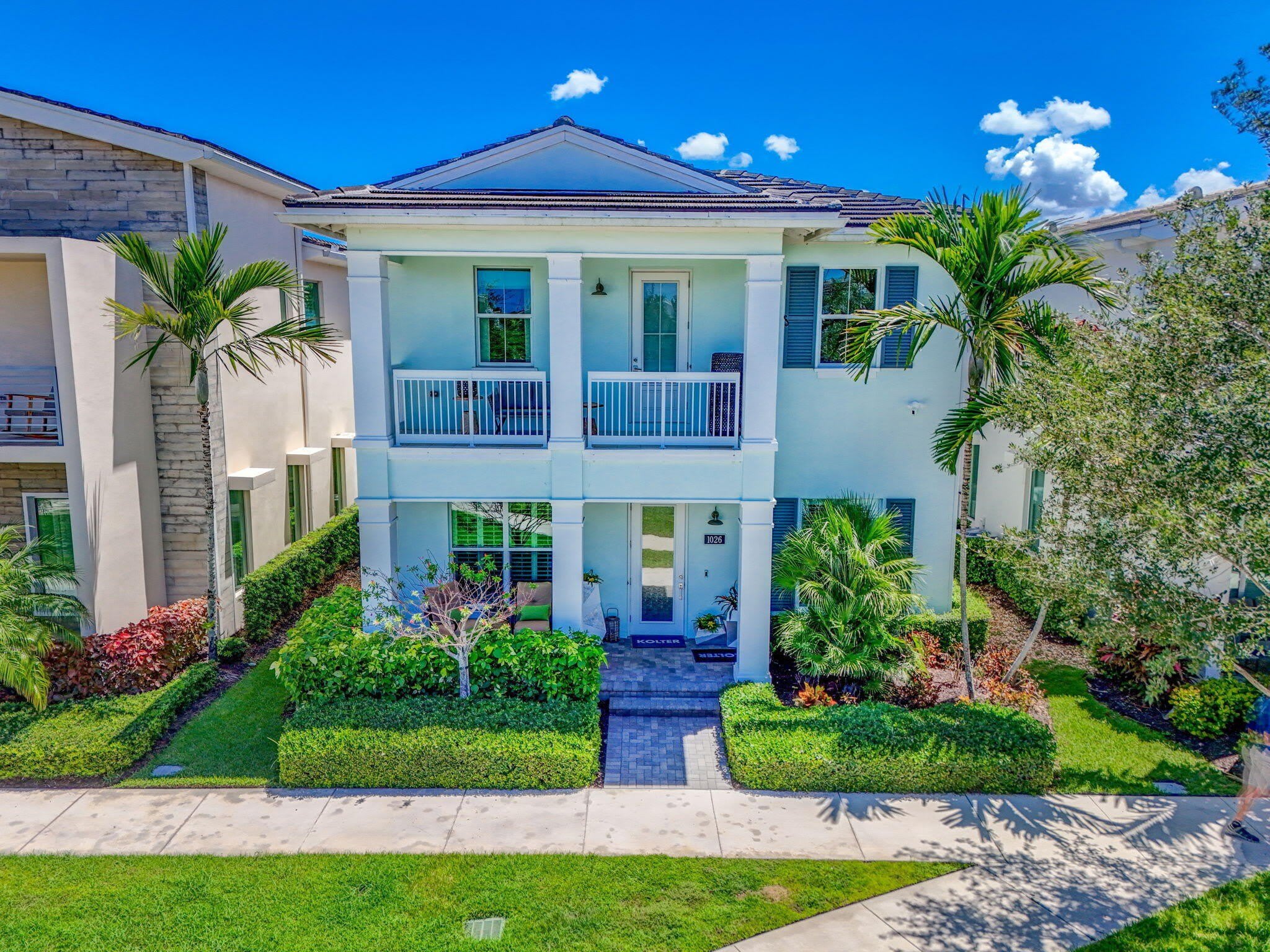 1026 Faulkner Terrace – photo 1
