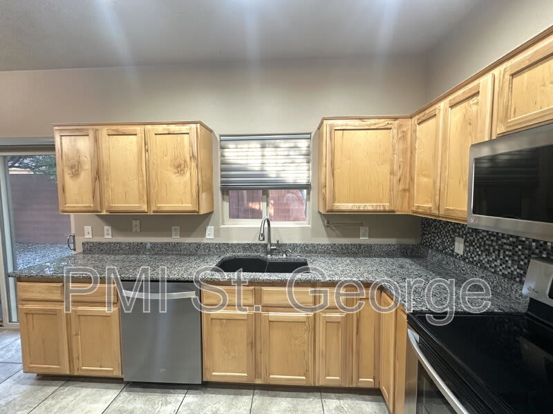 376 North 2480th West – photo 4
